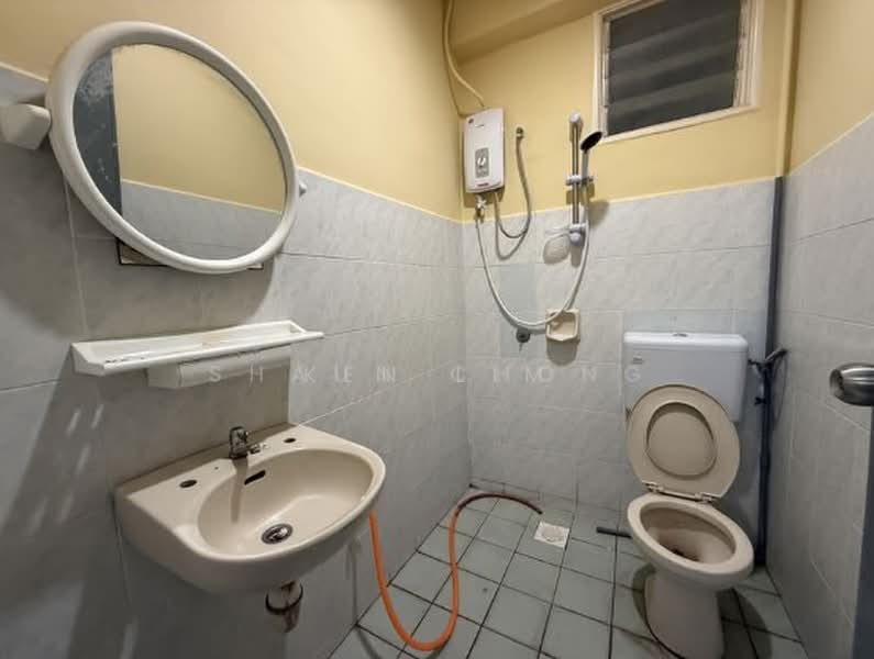 Condominium for Rent at Green Acre - Ken Lim - Bathroom - PropertyGuru.com.my