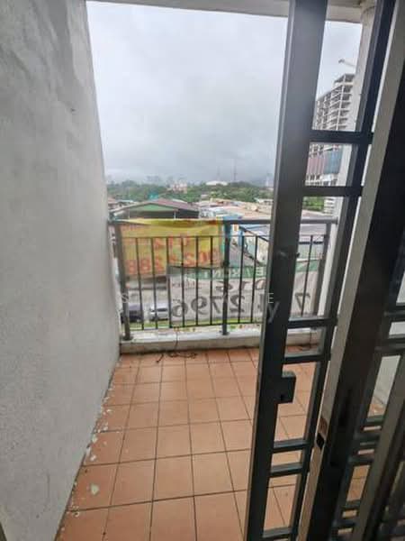 Pangsapuri untuk Dijual di Ria Apartment - Sam Yee - Balcony - PropertyGuru.com.my