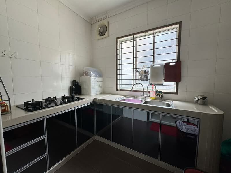 2-storey Terraced House for Sale in Taman Seri Orkid (Skudai) - Karl Lim - Kitchen - PropertyGuru.com.my