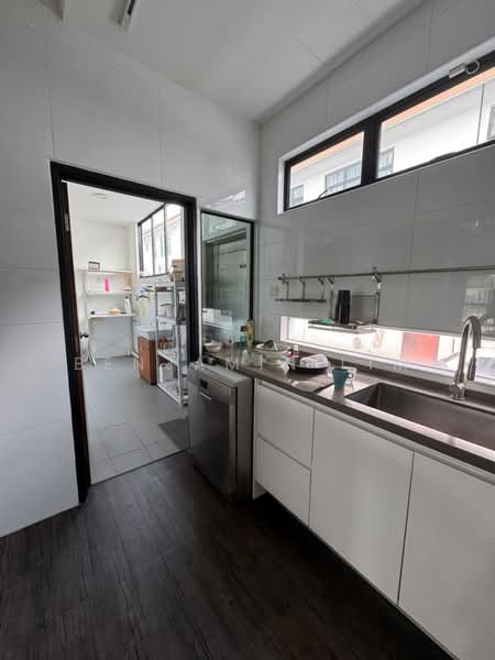 2-storey Terraced House for Sale in Johor Bahru (Johor) - Benjamin Lim - Kitchen - PropertyGuru.com.my