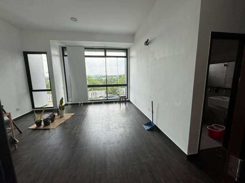 2-storey Terraced House for Sale in Johor Bahru (Johor) - Benjamin Lim - Living Room - PropertyGuru.com.my