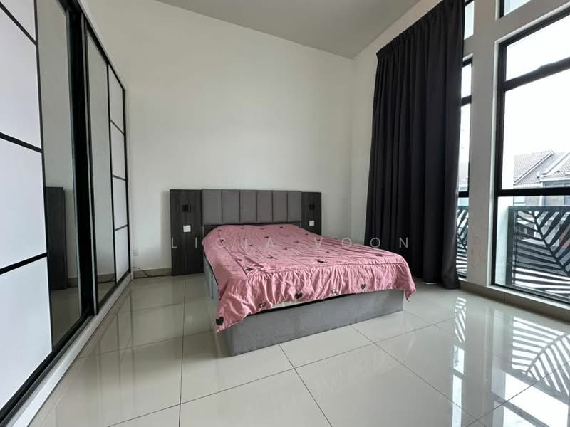 Rumah Teres 2 Tingkat untuk Disewa di Taman Seri Austin (Tebrau) - Alicia Voon - Bedroom - PropertyGuru.com.my