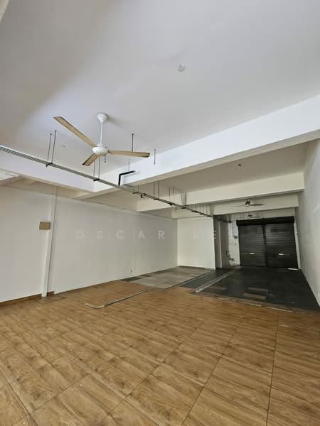 Shop for Rent in Bandar Sri Damansara (Selangor) - Oscar Lee - Interior - PropertyGuru.com.my