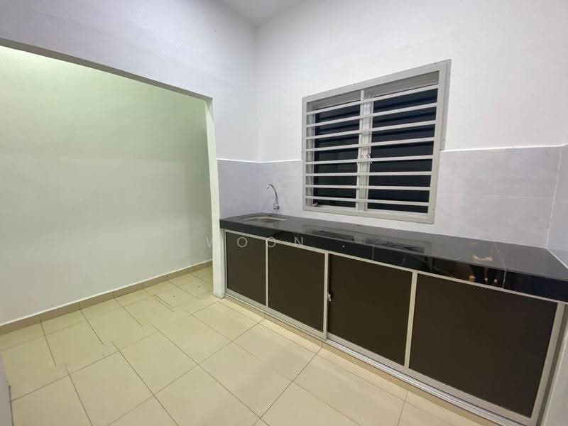 1-storey Terraced House for Rent in Taman Seri Telok Emas (Telok Mas) - Woon . - PropertyGuru.com.my