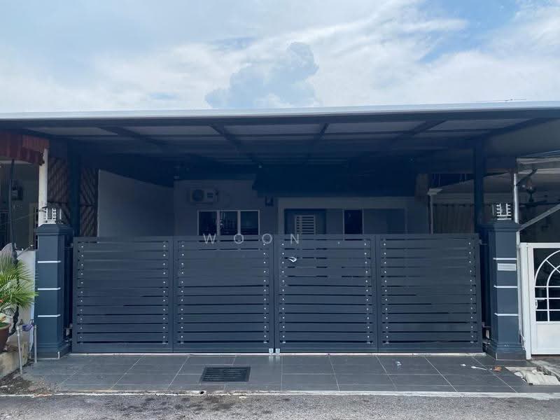 Rumah Teres 1-Tingkat untuk Dijual di Taman Seri Telok Emas (Telok Mas) - Woon . - Exterior - PropertyGuru.com.my