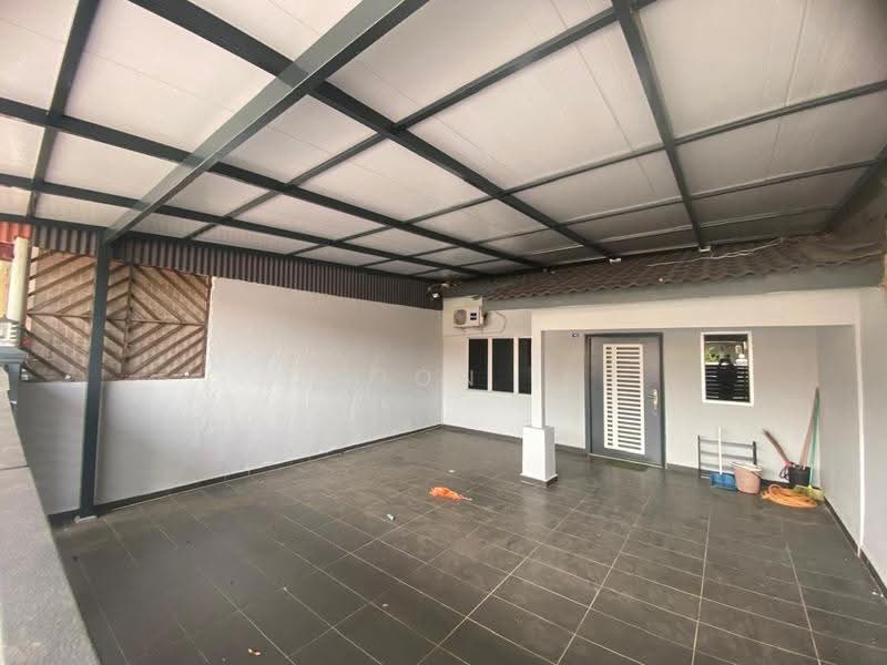Rumah Teres 1-Tingkat untuk Dijual di Taman Seri Telok Emas (Telok Mas) - Woon . - Exterior - PropertyGuru.com.my