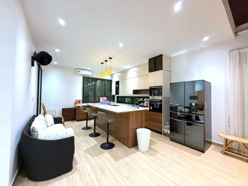 Semi-Detached House for Sale in Bandar Dato Onn (Tebrau) - Karl Lim - Kitchen - PropertyGuru.com.my