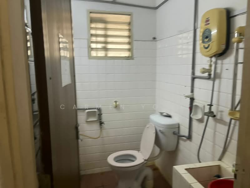 2-storey Terraced House for Sale in SS2 (Petaling Jaya) - Carmen Yong - Bathroom - PropertyGuru.com.my