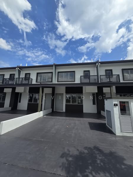 2-storey Terraced House for Sale in D'Island (Puchong) - Sylvia Ong - Exterior - PropertyGuru.com.my