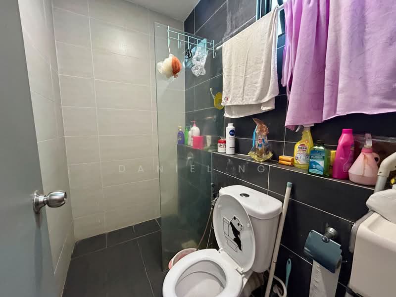 Apartment for Sale at HK Square Apartment - Daniel Ng - Bathroom - PropertyGuru.com.my