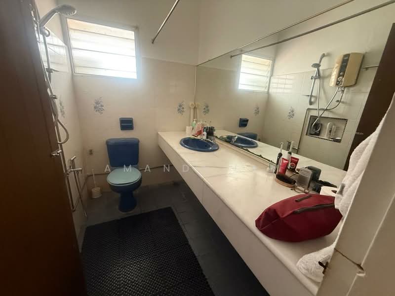 Rumah Berkembar untuk Dijual di Tanjung Tokong (Penang) - Amanda Lam - Bathroom - PropertyGuru.com.my