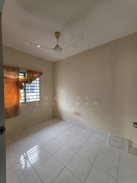 Semi-Detached House for Sale in Taman Tasik Semenyih (Semenyih) - Natira Sulaiman - PropertyGuru.com.my