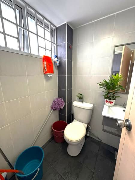Rumah Teres 2 Tingkat untuk Dijual di Bandar Putra Jaya (Tebrau) - Karl Lim - Bathroom - PropertyGuru.com.my