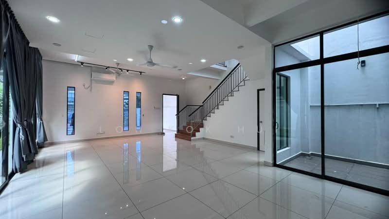 Rumah Kluster untuk Disewa di Johor Bahru (Johor) - Loh Kok Hui - Living Room - PropertyGuru.com.my