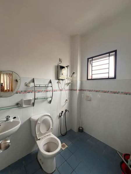 2-storey Terraced House for Rent in Taman Setia Indah (Tebrau) - Noctis Tan - Bathroom - PropertyGuru.com.my