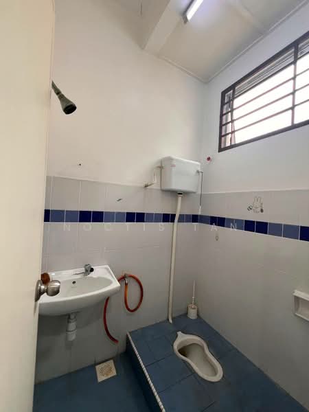 2-storey Terraced House for Rent in Taman Setia Indah (Tebrau) - Noctis Tan - Bathroom - PropertyGuru.com.my