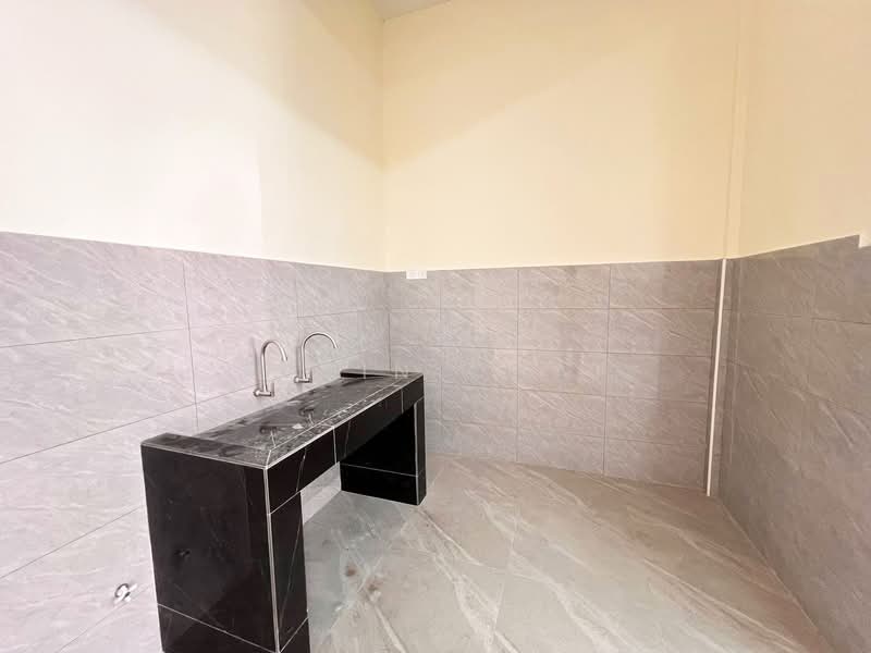 Shop for Rent in Kampar (Perak) - Kevin Chai - Interior - PropertyGuru.com.my