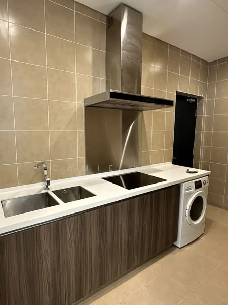 Kondominium untuk Disewa di Capella Embassy (D'Rapport Residences) - Camie Hoo - Kitchen - PropertyGuru.com.my