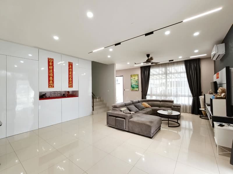 2-storey Terraced House for Sale in Taman Impian Emas (Skudai) - KT Tan - Living Room - PropertyGuru.com.my