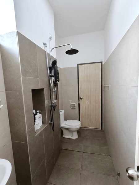 2-storey Terraced House for Sale in Taman Impian Emas (Skudai) - KT Tan - Bathroom - PropertyGuru.com.my