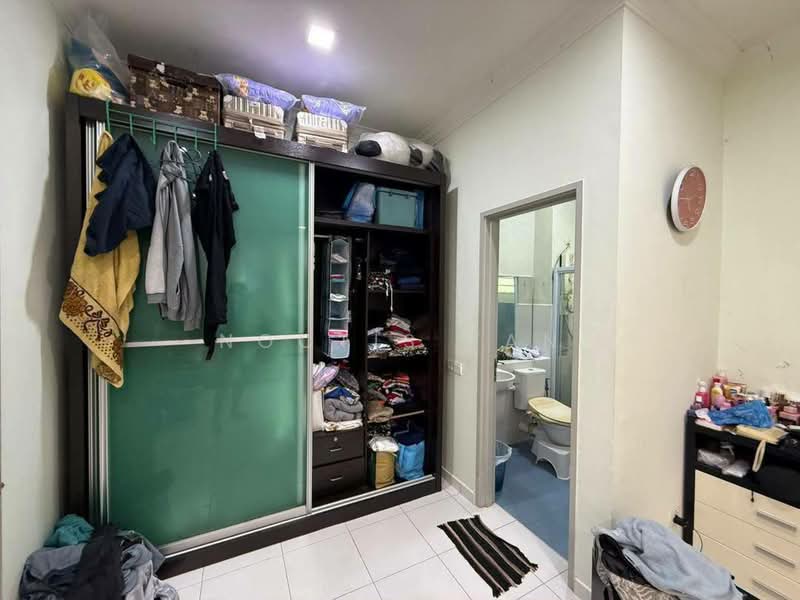 Rumah Teres 2 Tingkat untuk Dijual di Setia Tropika (Johor Bahru) - Noctis Tan - Bathroom - PropertyGuru.com.my