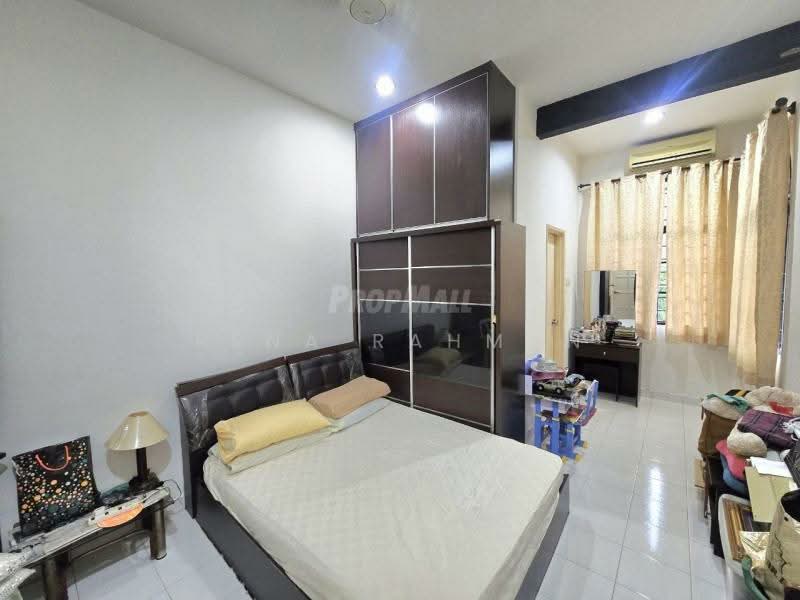 Bungalow House for Sale in Taman Rasah Kemayan (Rasah) - Rena Rahman - Bedroom - PropertyGuru.com.my