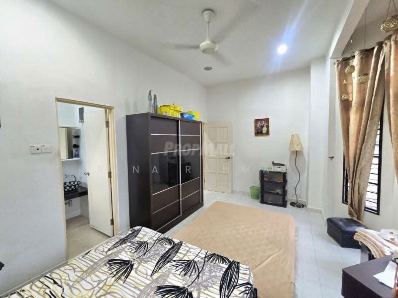 Bungalow House for Sale in Taman Rasah Kemayan (Rasah) - Rena Rahman - Bedroom - PropertyGuru.com.my
