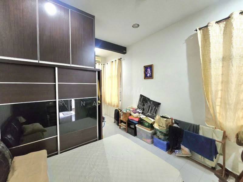 Bungalow House for Sale in Taman Rasah Kemayan (Rasah) - Rena Rahman - Bedroom - PropertyGuru.com.my