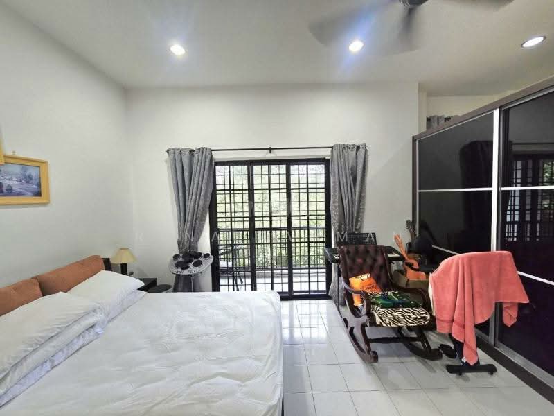 Bungalow House for Sale in Taman Rasah Kemayan (Rasah) - Rena Rahman - Bedroom - PropertyGuru.com.my