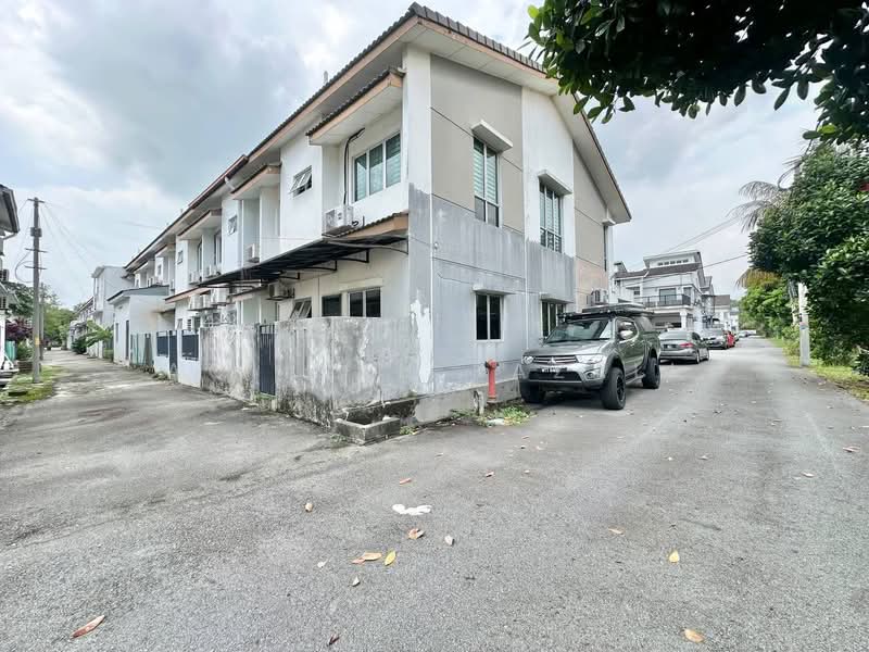 Rumah Teres 2 Tingkat untuk Dijual di Jenjarom (Selangor) - Aqillah Razali - Exterior - PropertyGuru.com.my