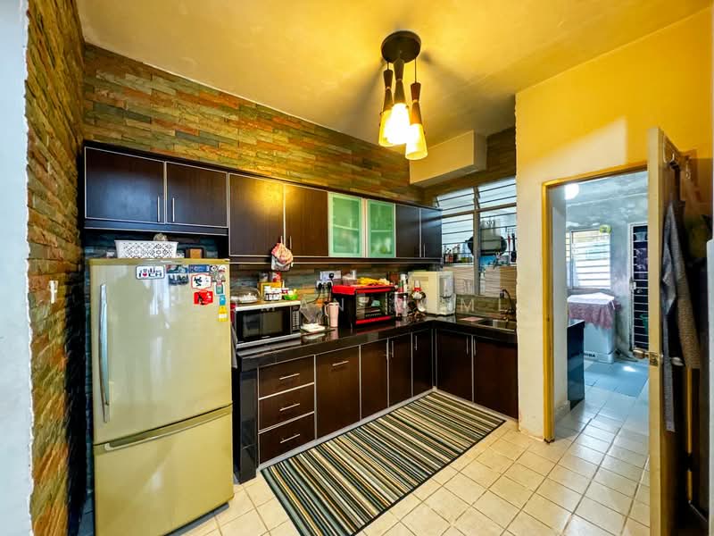 Condominium for Sale at D'Rimba - Luqman Ramli - Kitchen - PropertyGuru.com.my