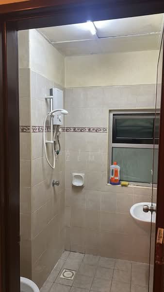 Kondominium untuk Dijual di Kelana Mahkota - Fatin Azemi - Bathroom - PropertyGuru.com.my