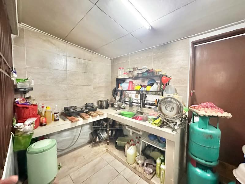 Rumah Teres 2 Tingkat untuk Dijual di Taman Pinggiran Usj (Subang Jaya) - Luqman Ramli - Kitchen - PropertyGuru.com.my