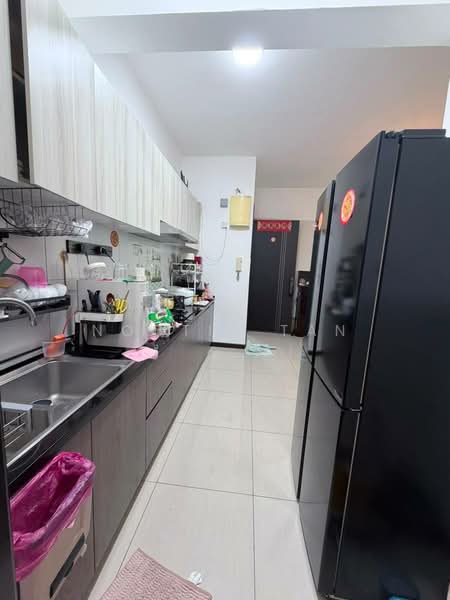 Servis Apartment untuk Dijual di Molek Regency - Noctis Tan - Kitchen - PropertyGuru.com.my