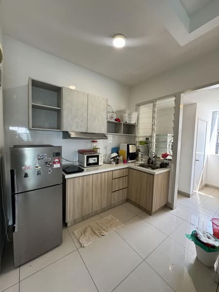 Kondominium untuk Disewa di Riverville Residences - Azura Hariri - Kitchen - PropertyGuru.com.my