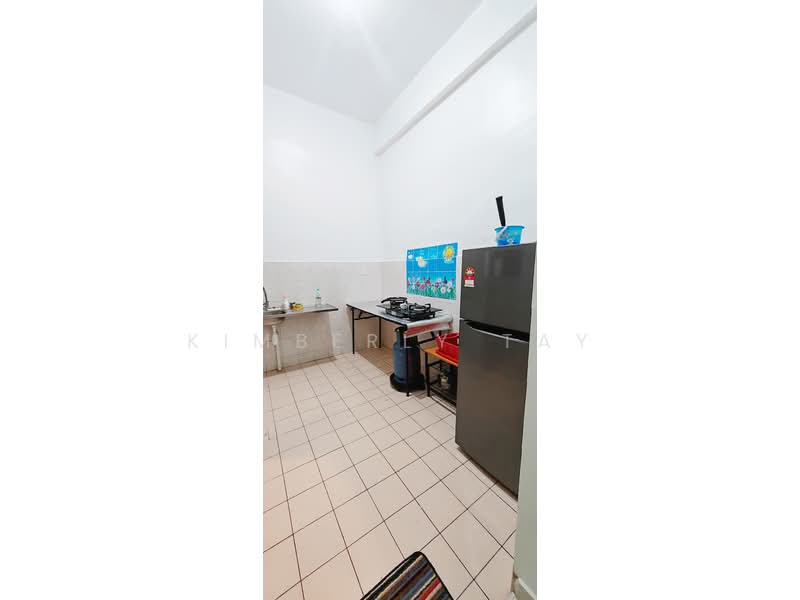 Apartment for Rent at Idaman Senibong - Kimberly Tay - Kitchen - PropertyGuru.com.my