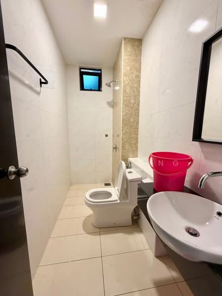 Service Residence for Rent at D'Summit Residences - Jasmine Ong - Bathroom - PropertyGuru.com.my