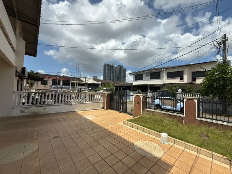 Rumah Berkembar untuk Dijual di Johor Bahru (Johor) - Casmin Eu - Exterior - PropertyGuru.com.my
