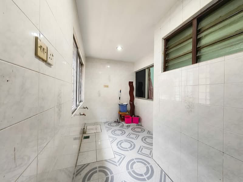 2-storey Terraced House for Sale in Serdang (Seri Kembangan) - Tris Jong - Interior - PropertyGuru.com.my