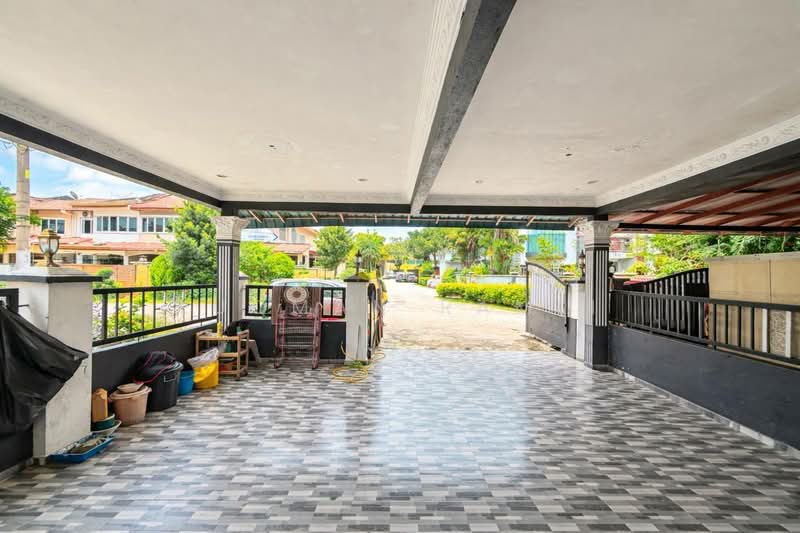 2-storey Terraced House for Sale in Bandar Baru Sungai Long (Kajang) - Luqman Ramli - Exterior - PropertyGuru.com.my