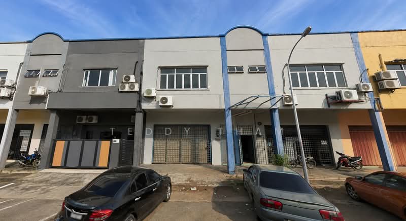 Terrace Factory for Sale in Taman Mas Sepang (Puchong) - Teddy Tham - Exterior - PropertyGuru.com.my