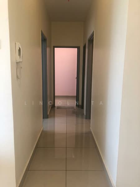 Servis Apartment untuk Disewa di OUG Parklane - Lincoln Tan - Corridor - PropertyGuru.com.my