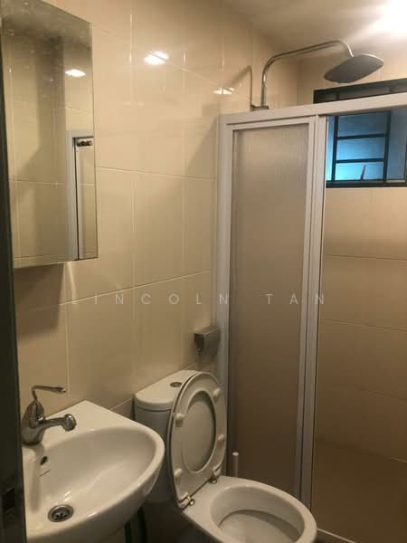Servis Apartment untuk Disewa di OUG Parklane - Lincoln Tan - Bathroom - PropertyGuru.com.my