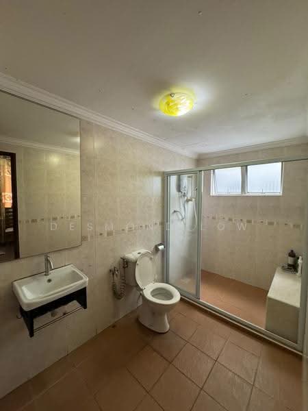 Kondominium untuk Disewa di Villa Wangsamas - Desmond Low - Bathroom - PropertyGuru.com.my