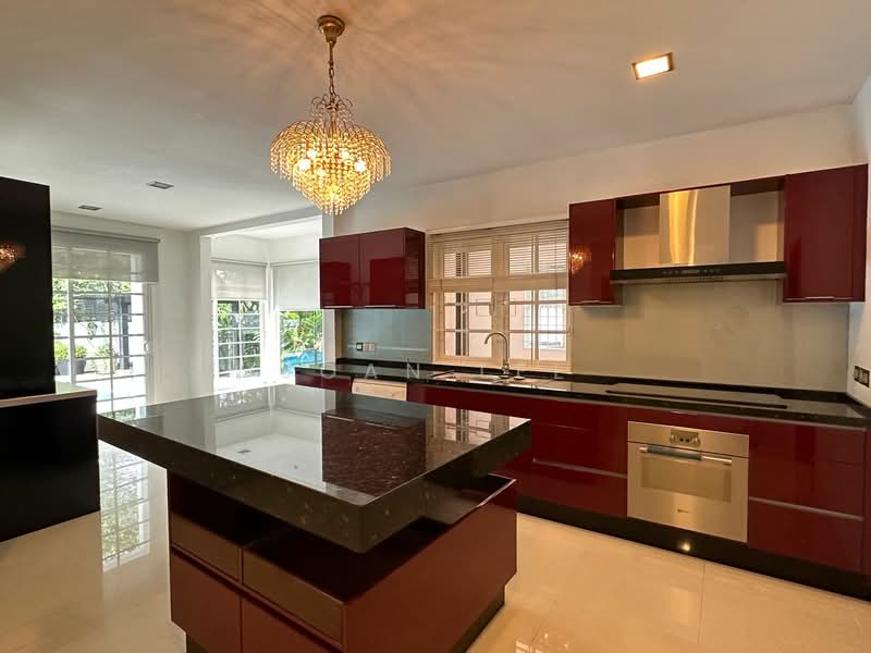 Rumah Banglo untuk Disewa di KL City Centre (Kuala Lumpur) - Joan Lee - Kitchen - PropertyGuru.com.my