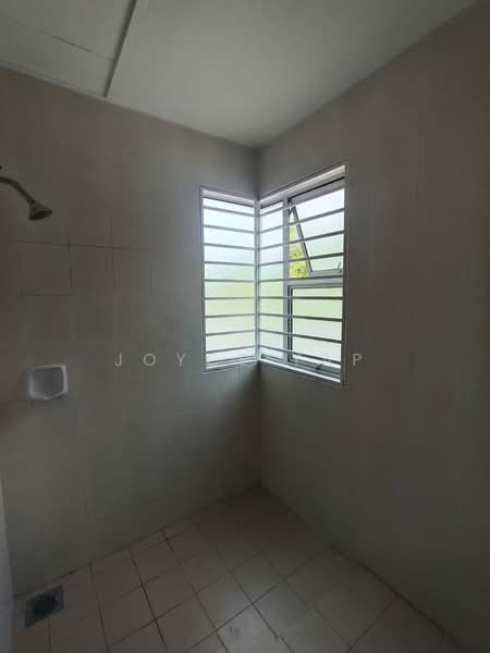 Rumah Teres 2 Tingkat untuk Disewa di Kota Kemuning (Shah Alam) - Joyce Yap - Bathroom - PropertyGuru.com.my