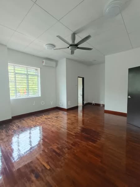 Rumah Teres 2 Tingkat untuk Disewa di Kota Kemuning (Shah Alam) - Joyce Yap - Living Room - PropertyGuru.com.my