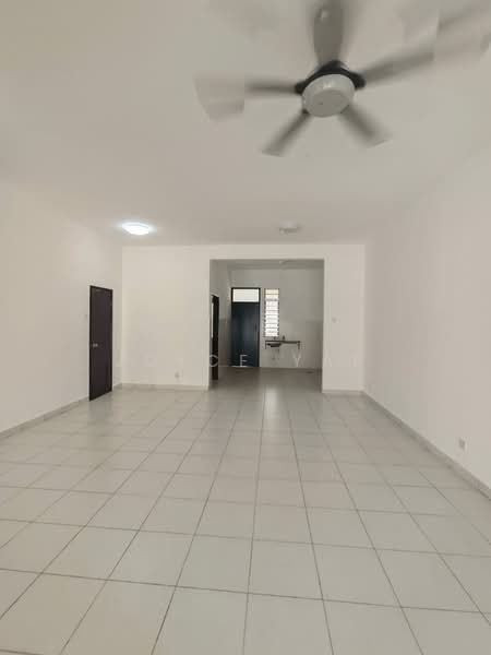 Rumah Teres 2 Tingkat untuk Disewa di Kota Kemuning (Shah Alam) - Joyce Yap - Living Room - PropertyGuru.com.my
