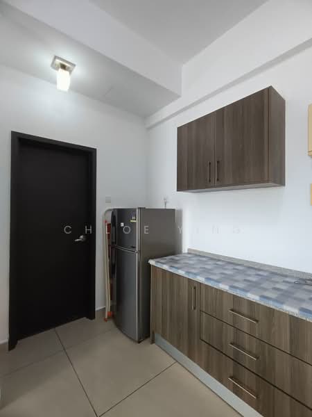 Service Residence for Rent at D'Inspire Residence (Inspira Bestari) - Chloe Ying - Kitchen - PropertyGuru.com.my