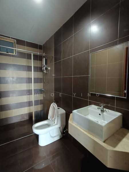 Service Residence for Rent at D'Inspire Residence (Inspira Bestari) - Chloe Ying - Bathroom - PropertyGuru.com.my